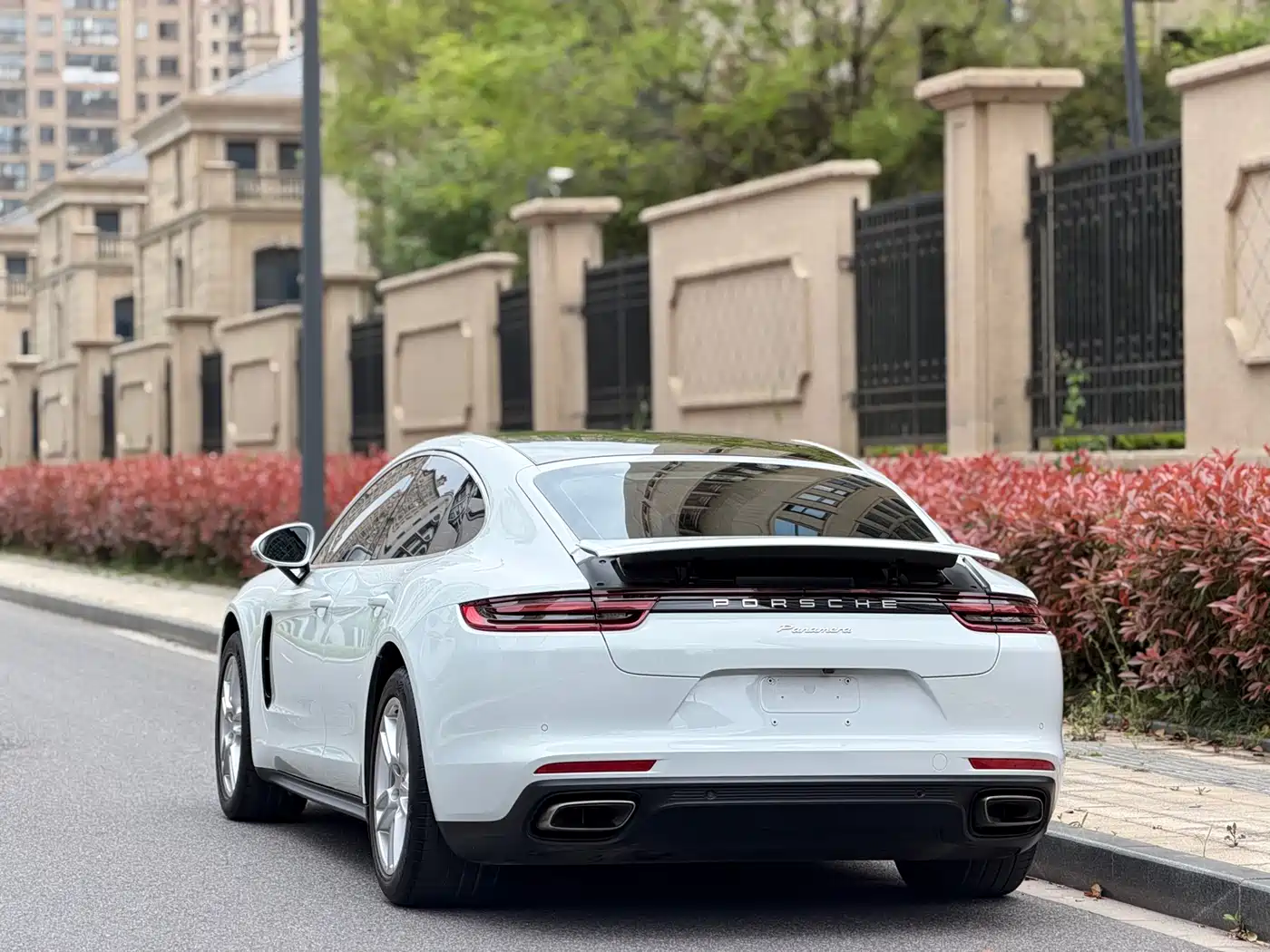 Porsche Panamera 2017 Panamera 3.0T фото 3