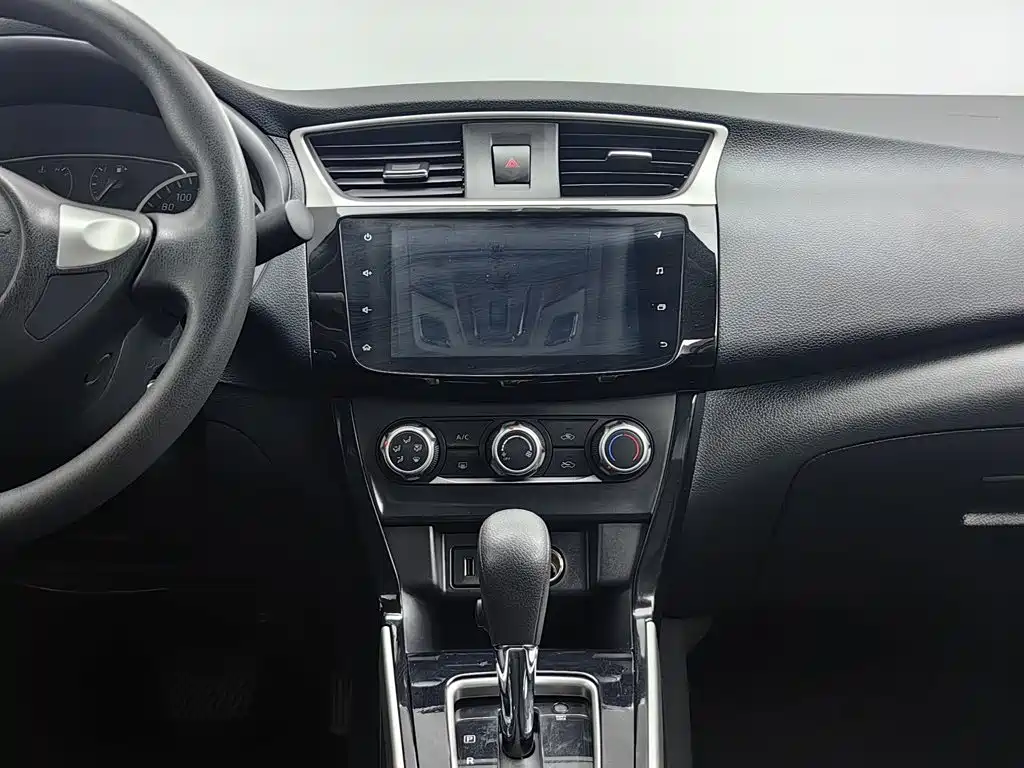 Фото 12 - Nissan Sylphy