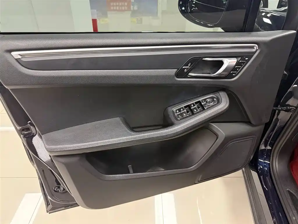 Porsche Macan, миниатюра 22