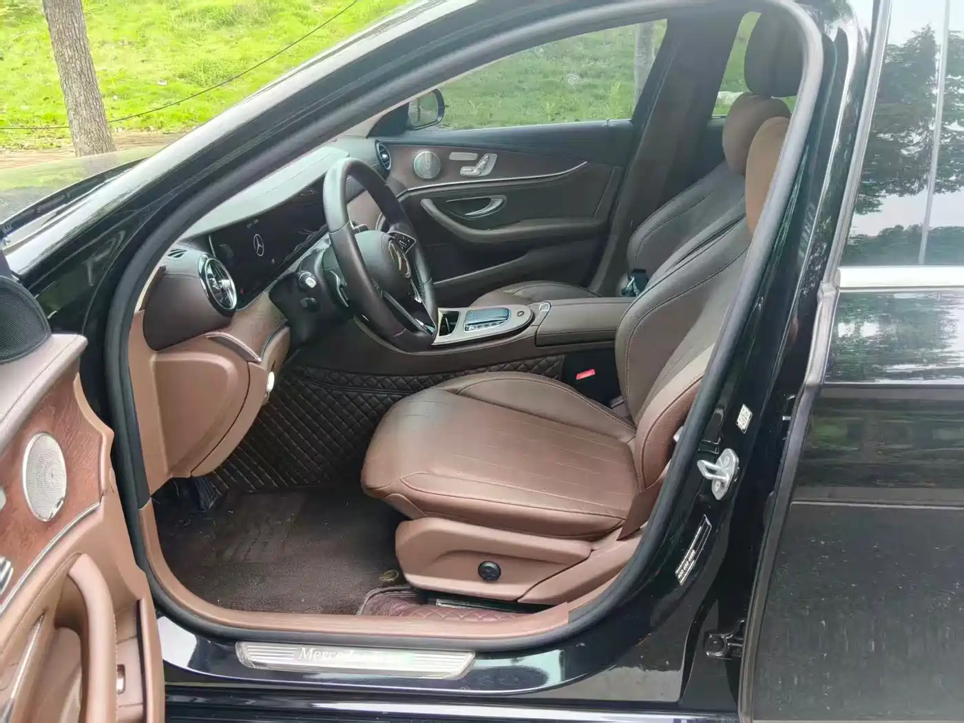 Mercedes-Benz E-Class 2023 Facelift E 300 L Luxury фото 4