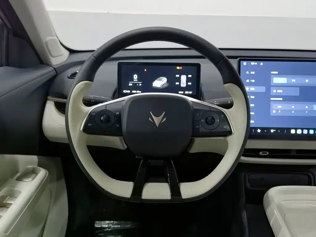 ARCFOX T1 2025 2025 425 Mid-range Version