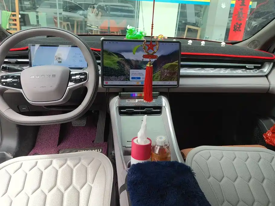 Roewe M7 DMH 2025 2025 1.5T 115km Mid-range