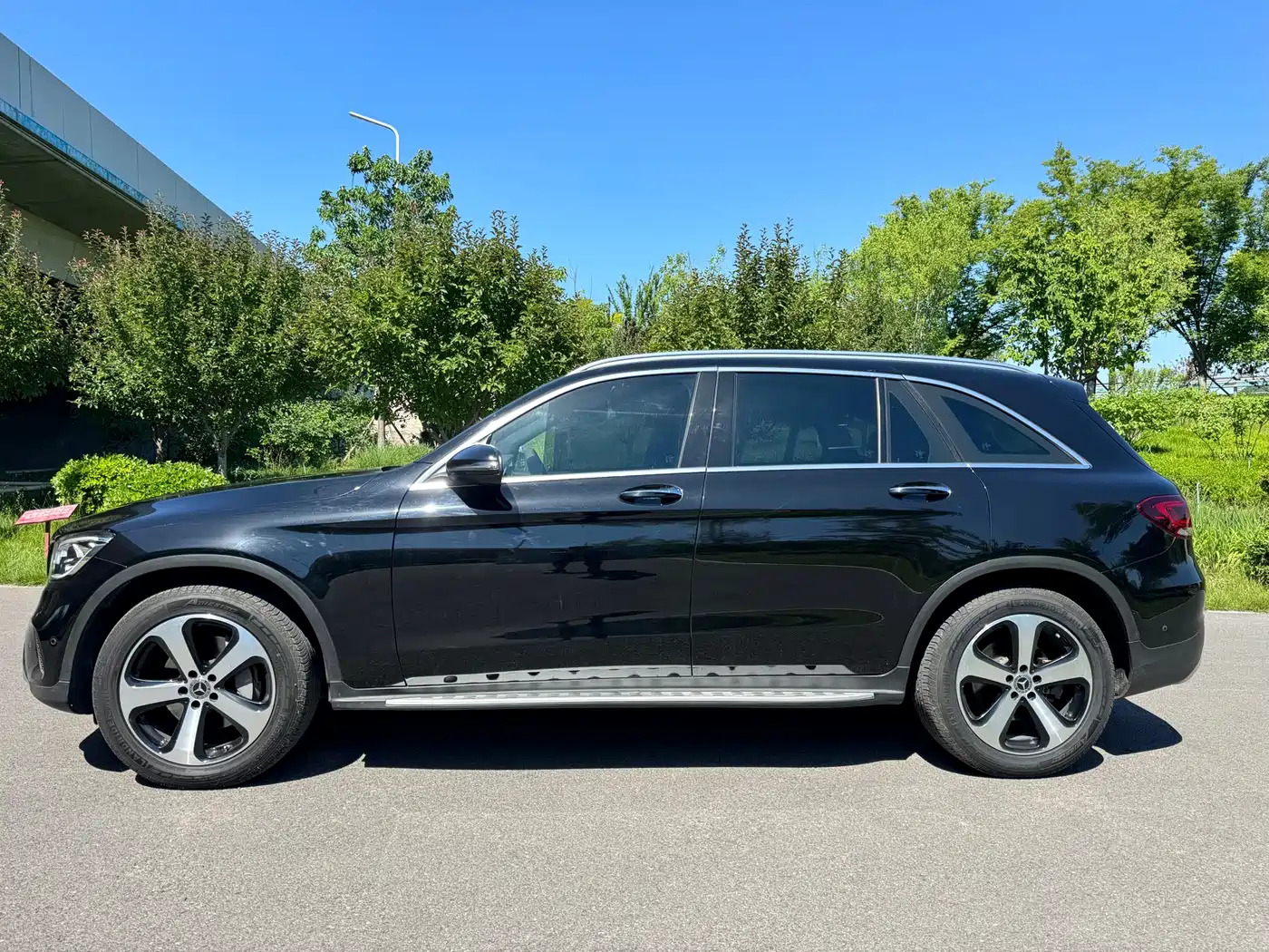 Mercedes-Benz GLC 2022 Model GLC 260 L 4MATIC Luxury Edition фото 5