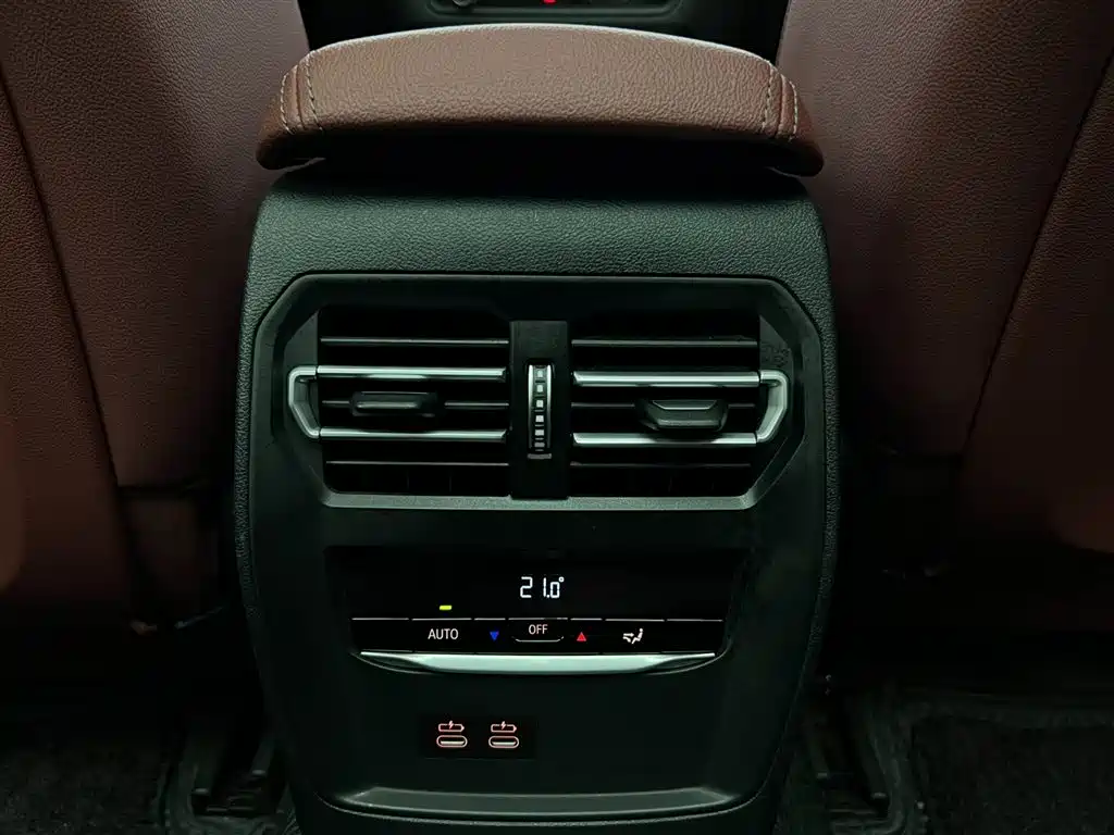BMW 3 Series 2023 320Li M Sport Package фото 17