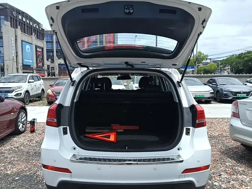Haval H2 2015 2014 1.5T Manual 2WD Elite Edition
