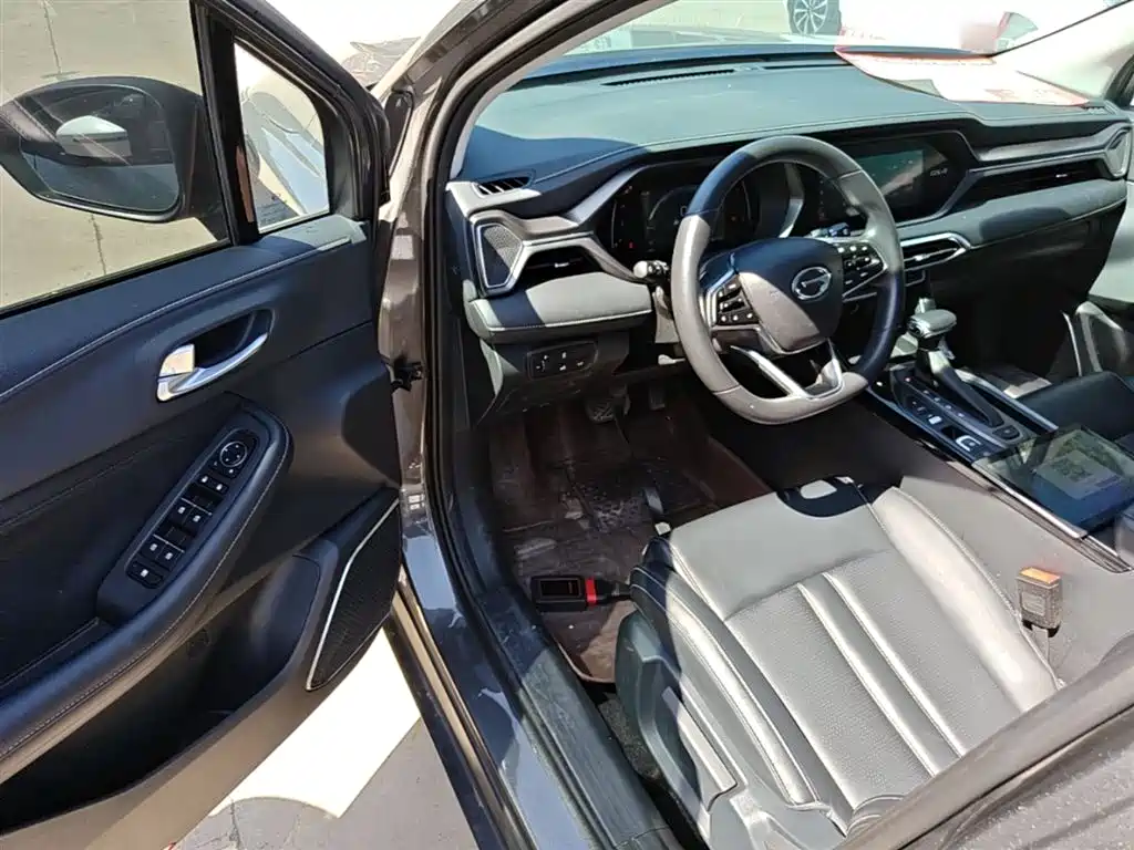 GAC Trumpchi Trumpchi GS4 2021 270T Auto Luxury Smart Connect фото 16