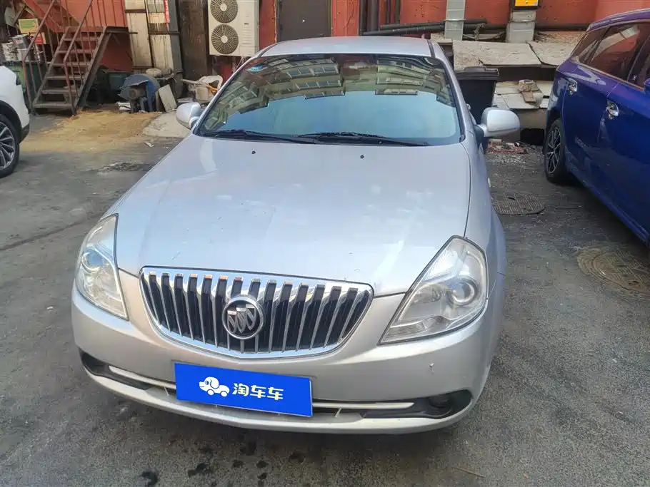 Buick Excelle 2013 1.5L Automatic Classic фото 2