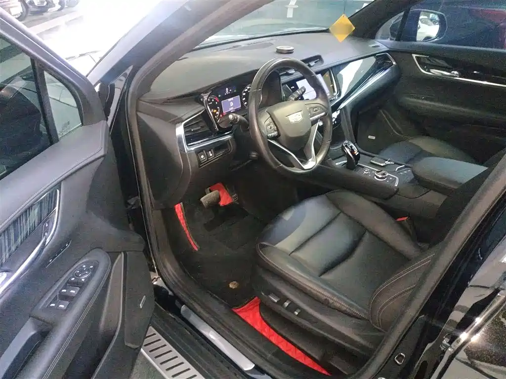Cadillac XT6 2022 2.0T 6-Seater 2WD Luxury Edition фото 16