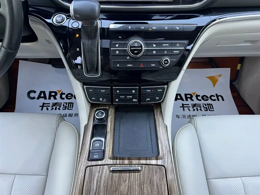 GAC Trumpchi Trumpchi M8 2018 320T Flagship Edition фото 18