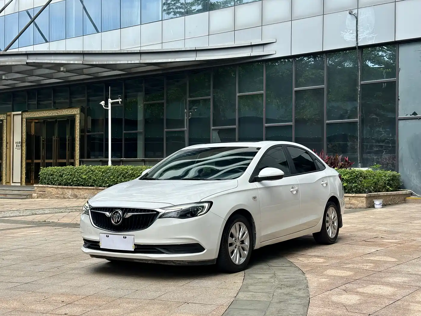 Buick Excelle 2019 15T DCT Connected Elite Type China VI