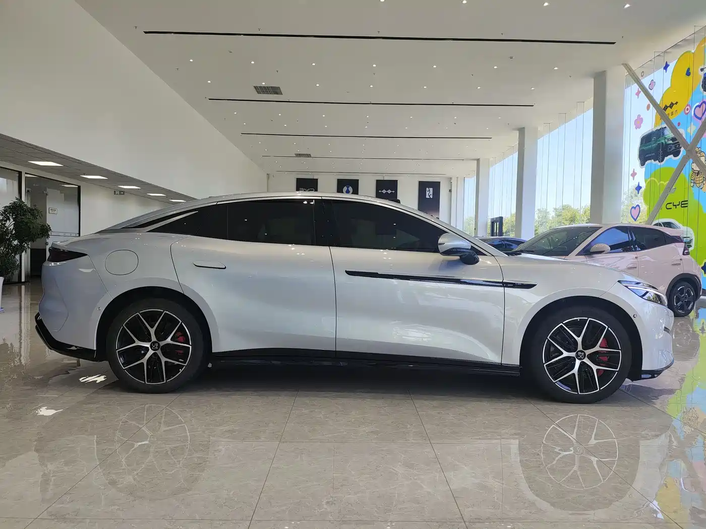 BYD Han L 2025 EV AWD LiDAR Flagship фото 4