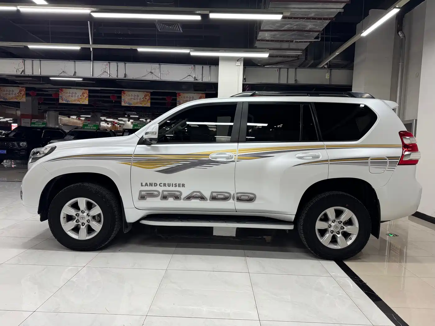 Toyota Prado 2016 2.7L Auto Standard Edition фото 4
