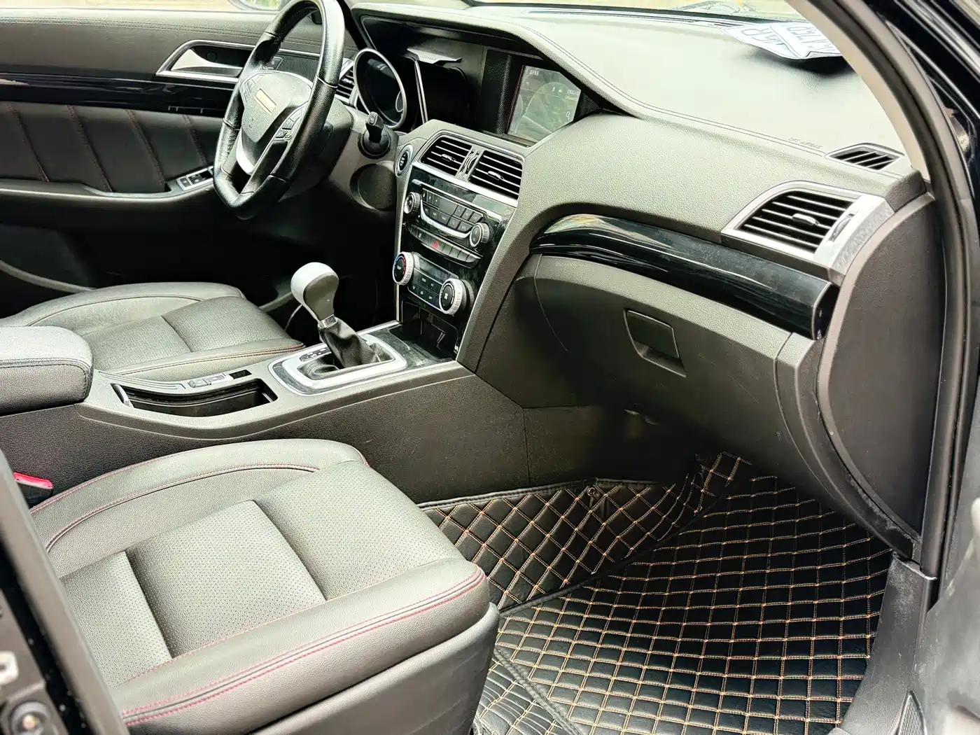 Leopaard CS10 2017 2017 Model 2.0T Automatic Urban Edition