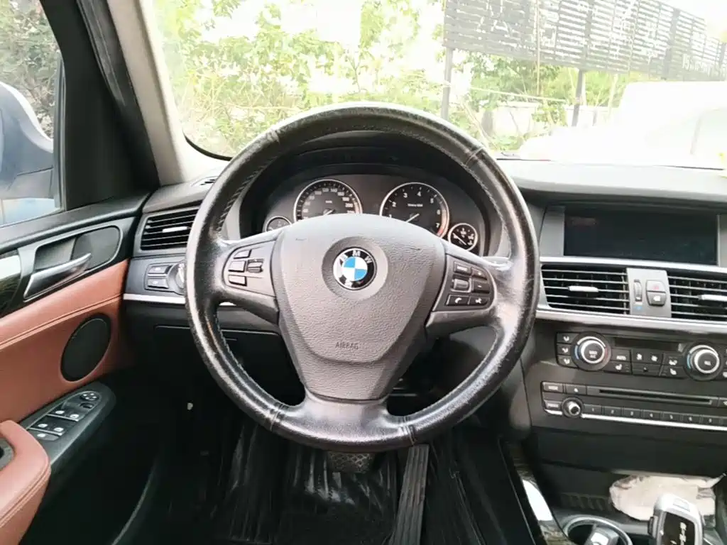 Photo 15 - BMW X3 (Import)
