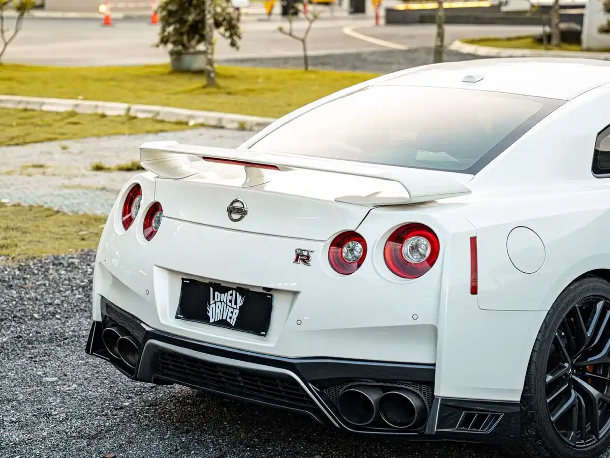 Nissan GT-R 2017 3.8T Flagship Edition фото 20