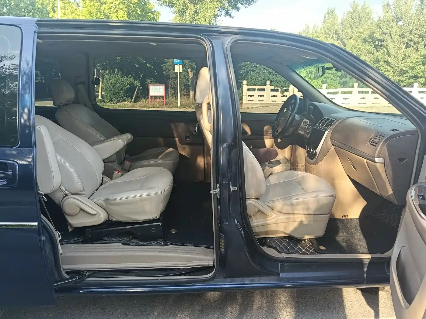 Buick GL8 2014 2.4L Classic Edition фото 13