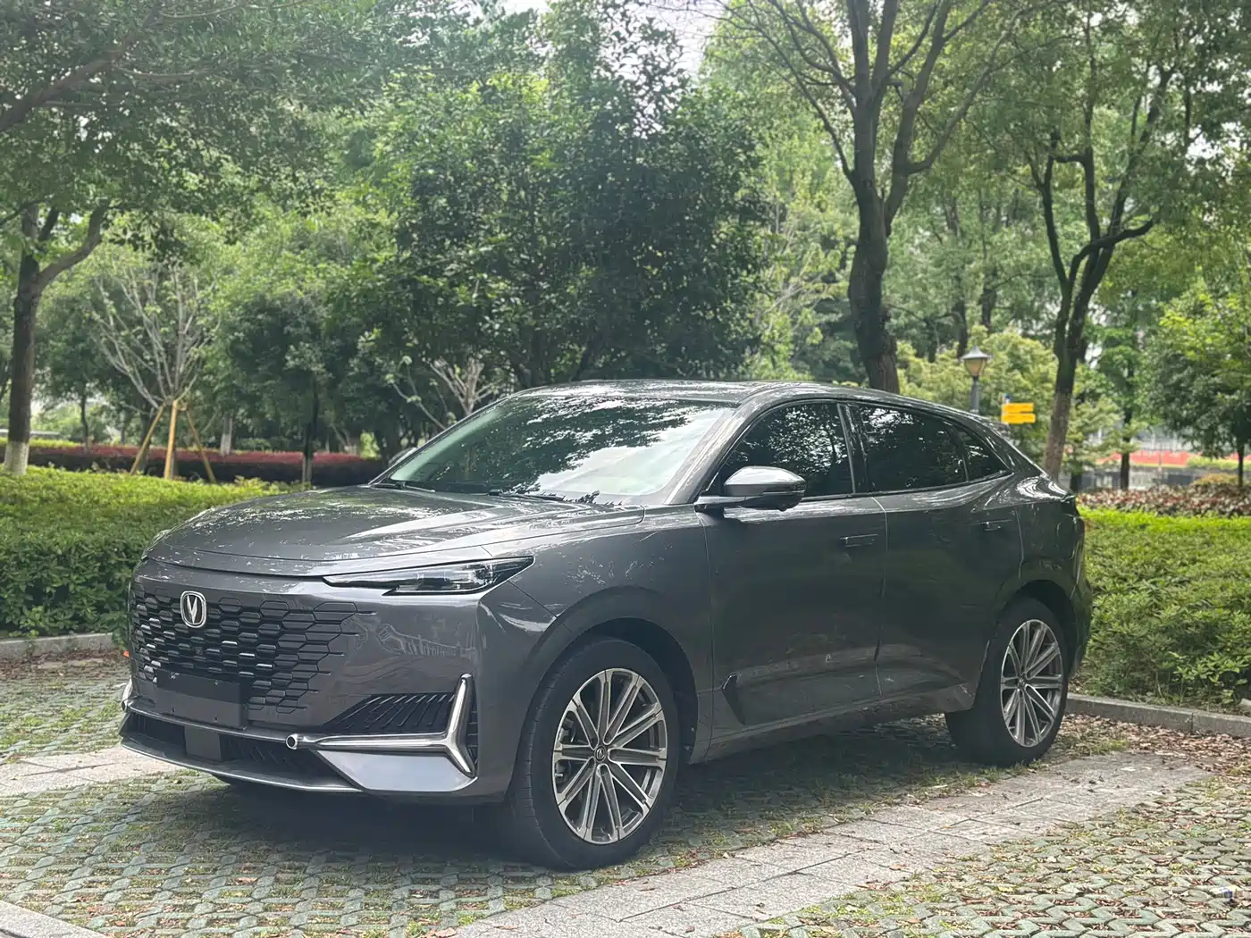 CHANGAN UNI-K