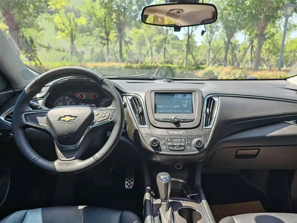 Chevrolet Malibu XL 2017 1.5T Auto Sport Edition фото 12