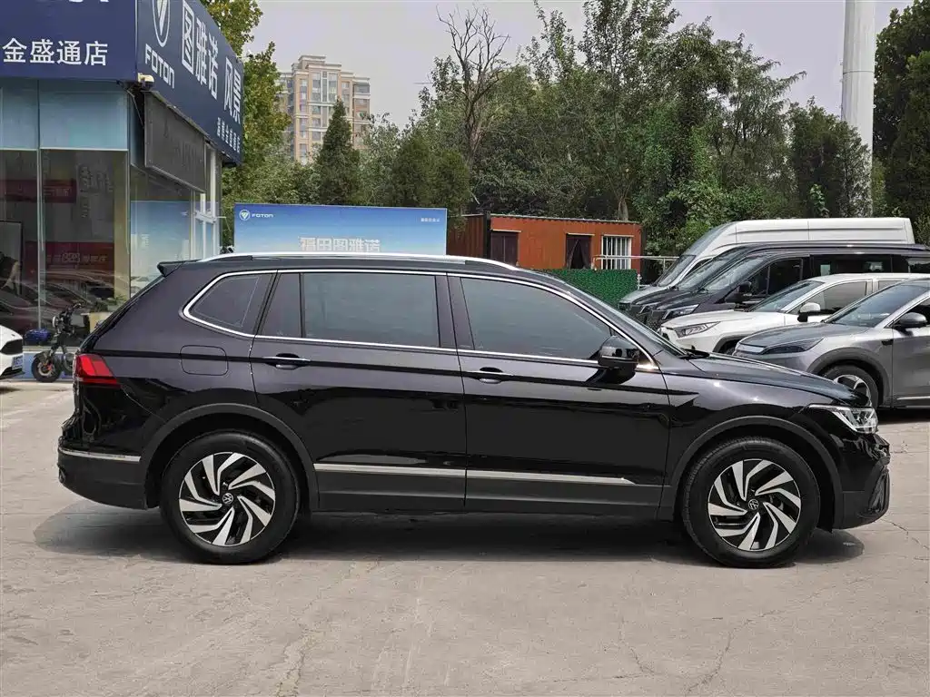 Volkswagen Tiguan, миниатюра 3