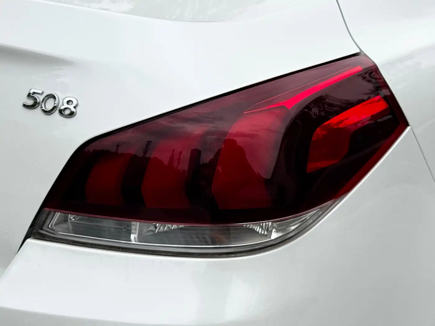 Peugeot 508 2015 1.6THP Auto Comfort Edition фото 18