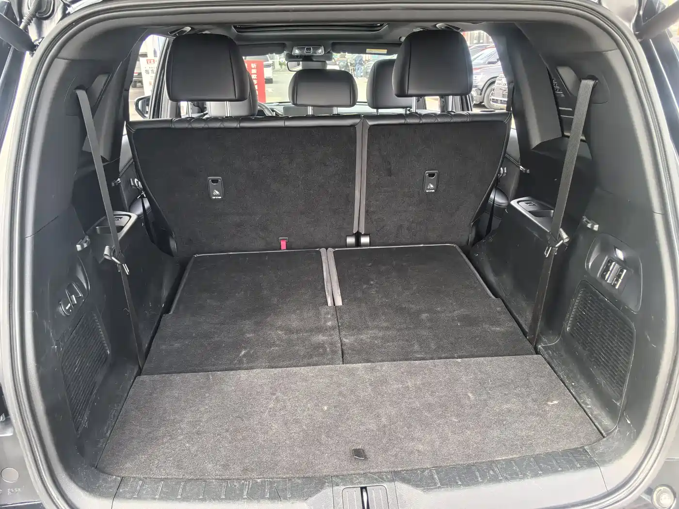 GAC Trumpchi Trumpchi GS8 2022 Hybrid Series 2.0TM 4WD Premium Edition (7-Seater) фото 15