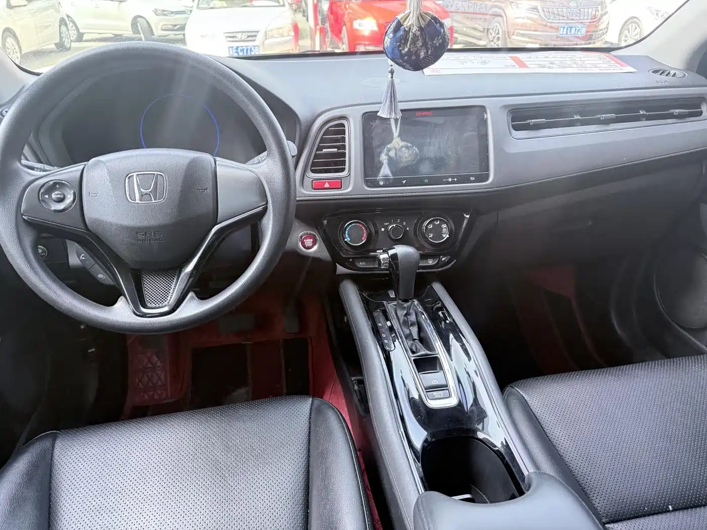 Photo 12 - Honda Vezel