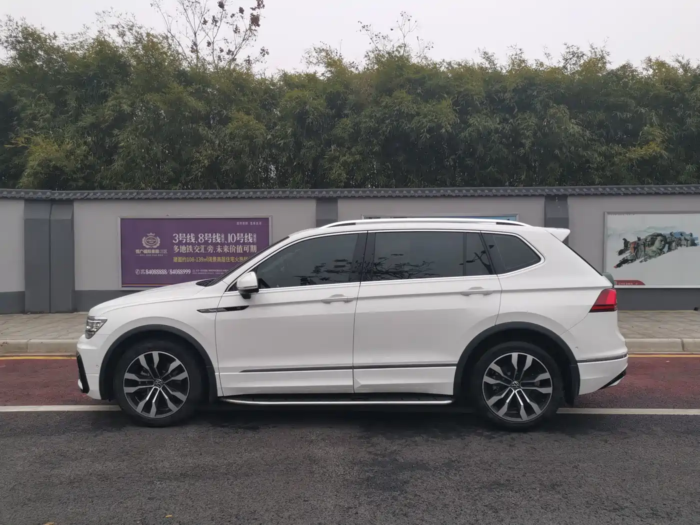 Volkswagen Tiguan L 2021 330TSI Automatic 2WD R-Line Premium фото 10