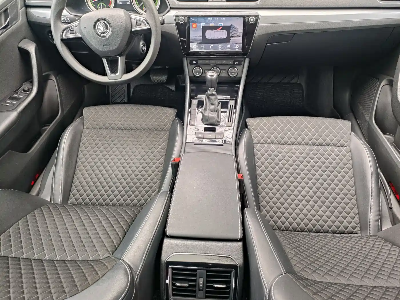 Škoda Superb 2018 TSI330 DSG Comfort Version China VI фото 20