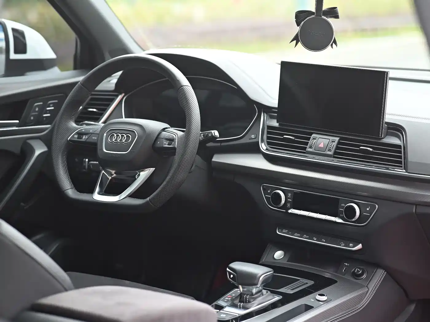 Audi Q5L Sportback 2021 45 TFSI Luxury фото 6