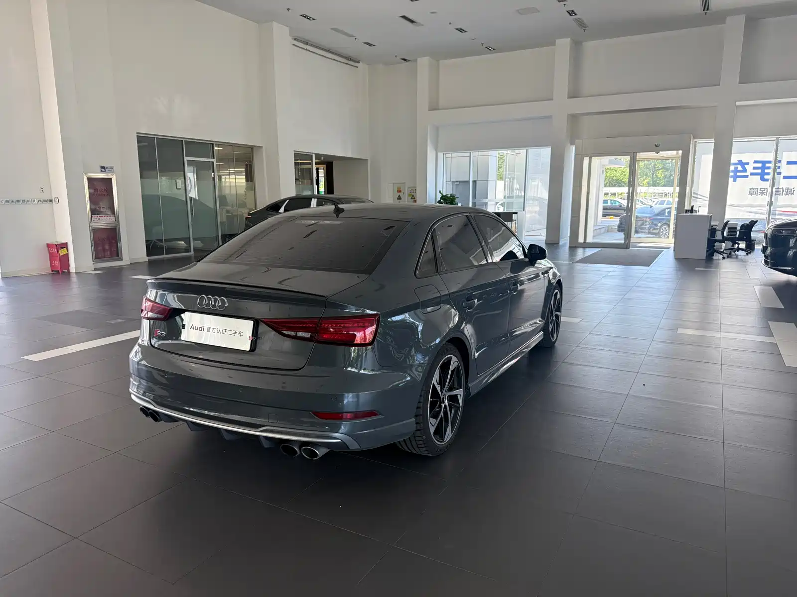 Фото 6 - Audi S3