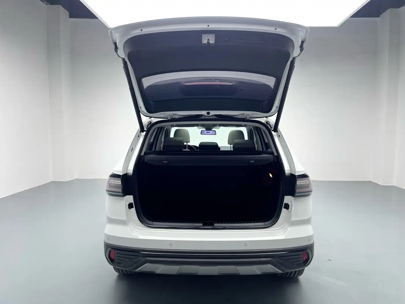 VOLKSWAGEN TUYUE