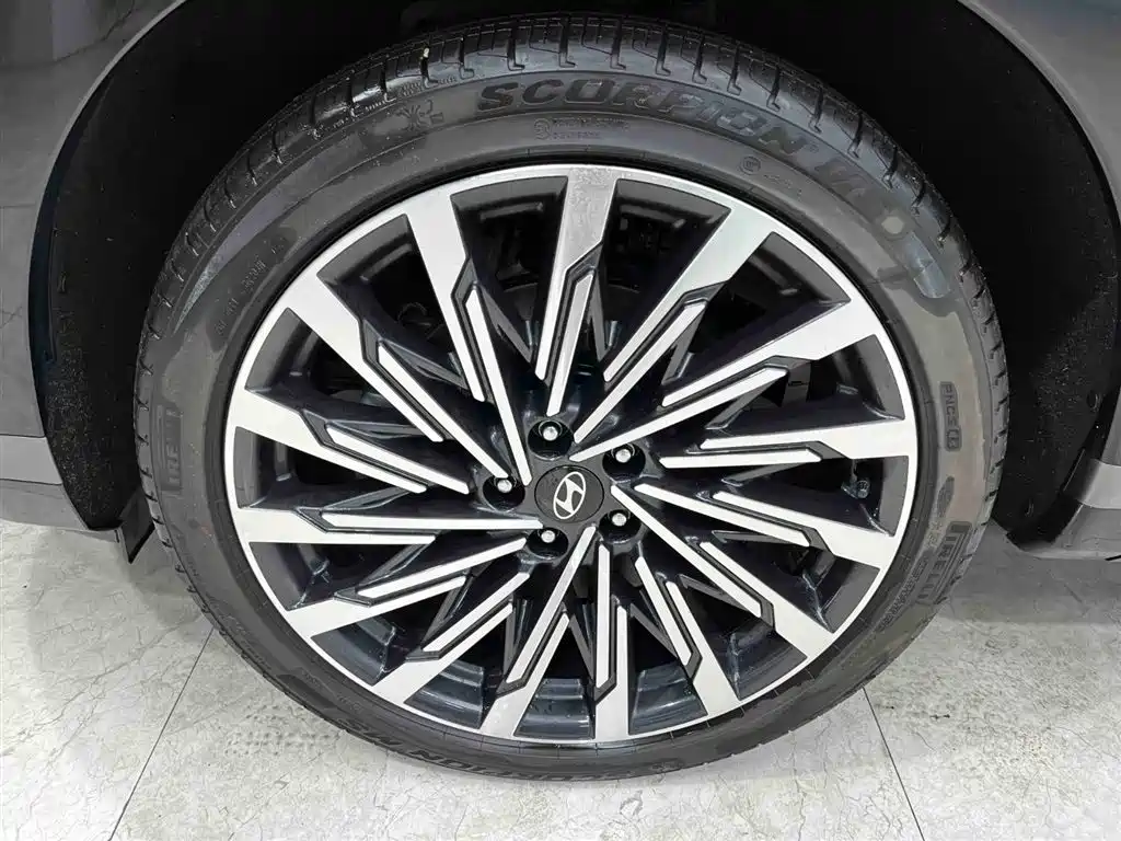 Hyundai Santa Fe 2024 2.0T Connoisseur Ultra фото 22