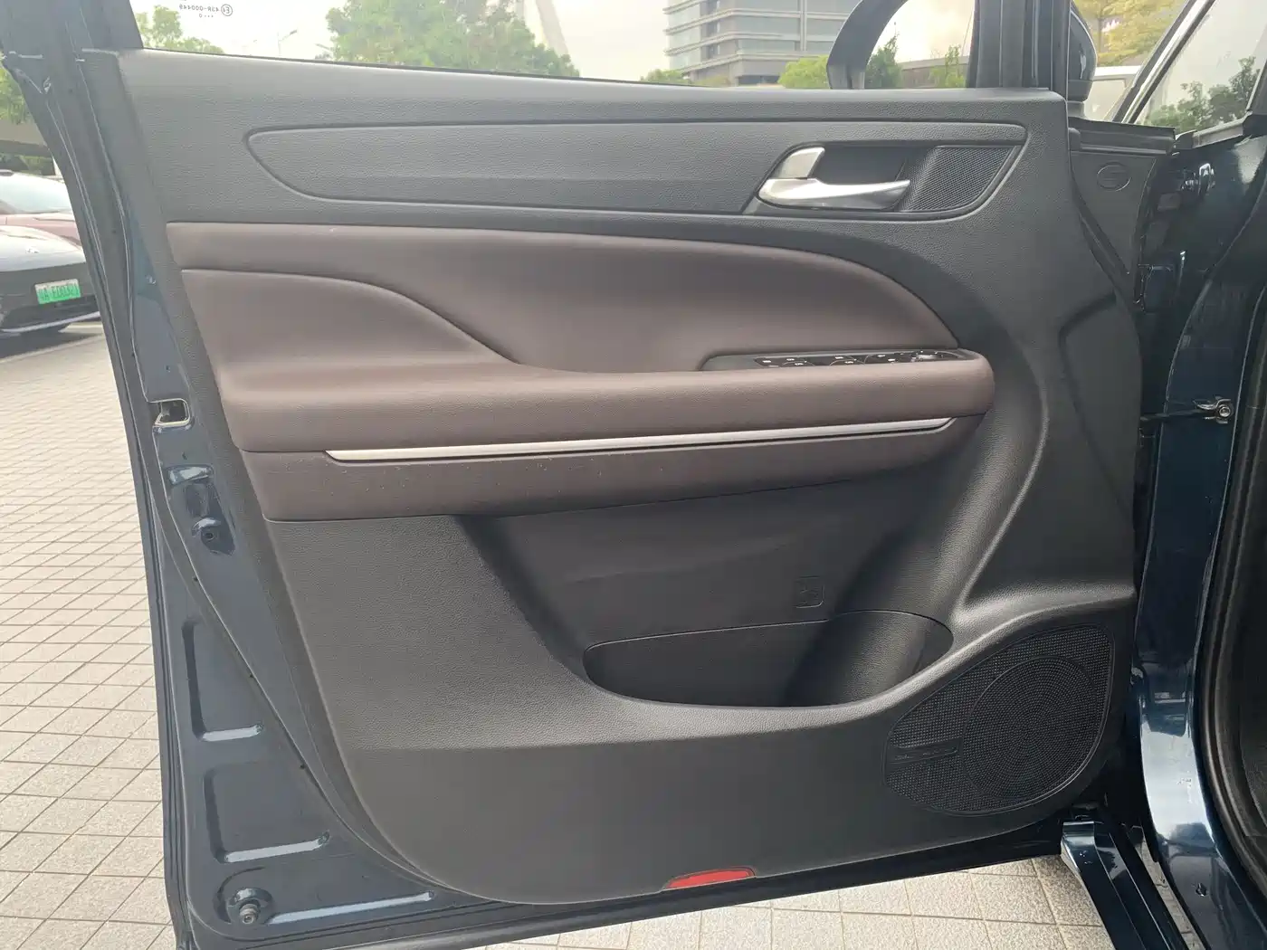 GAC Trumpchi Trumpchi M6 2019 270T Automatic Luxury (7-seater) China V фото 11