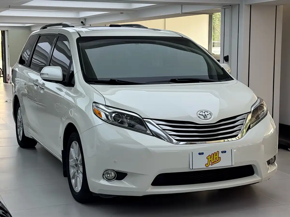 Toyota Sienna 2017 2015 3.5L 4WD L