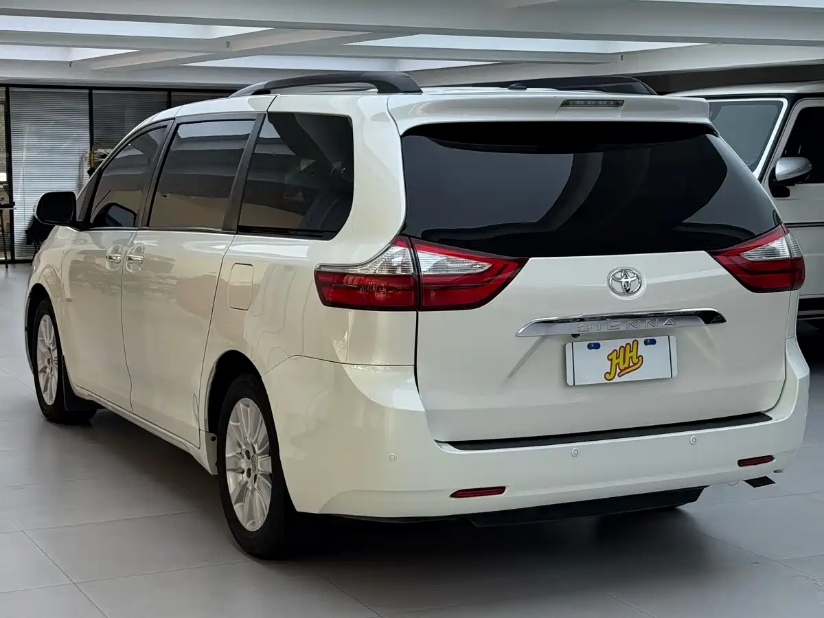 Toyota Sienna 2017 2015 3.5L 4WD L