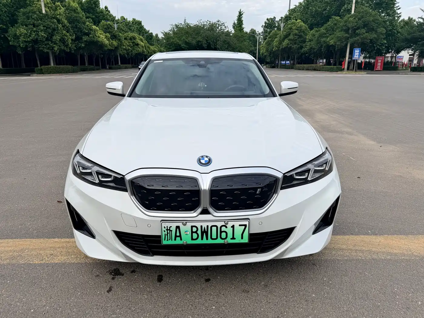 BMW i3 2022 eDrive 35 L фото 2