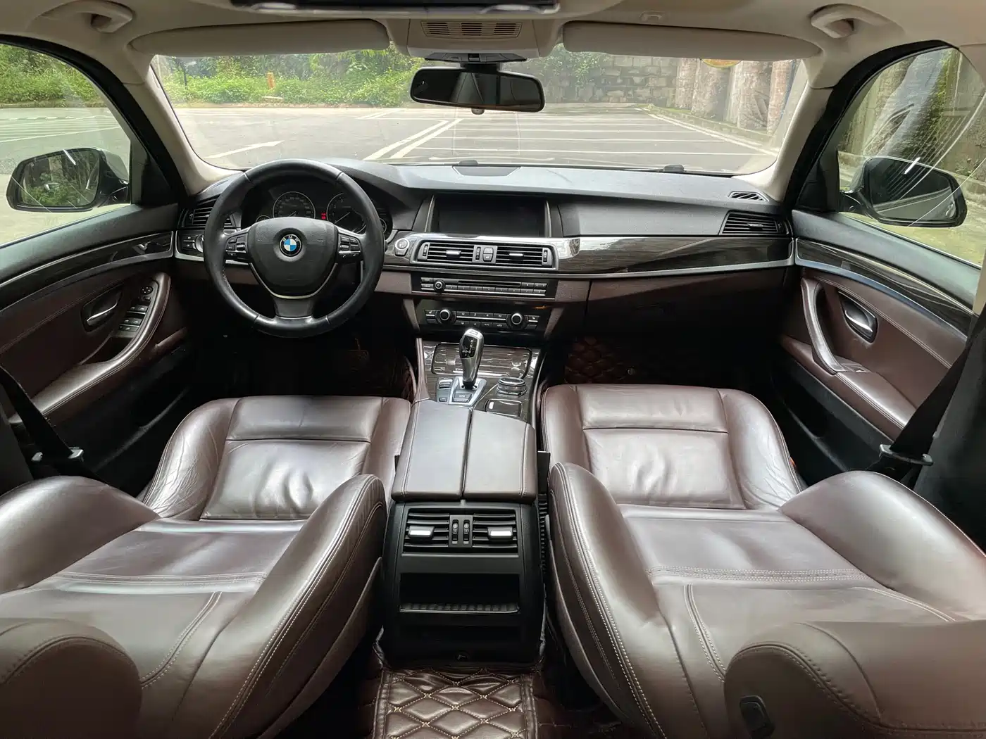BMW 5 Series 2014 525Li Luxury Design Package фото 19