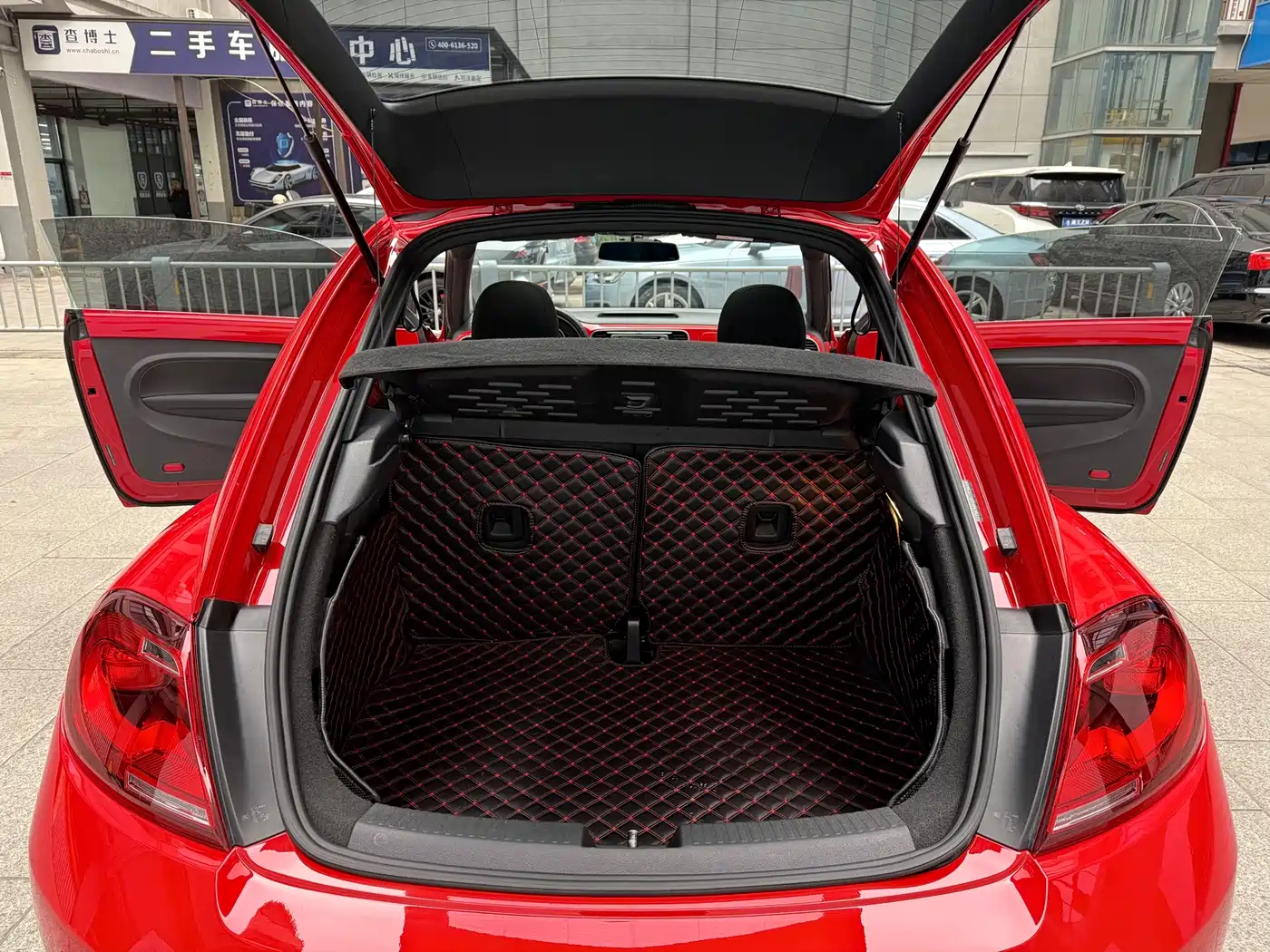 Volkswagen Beetle 2017 180TSI Style фото 18
