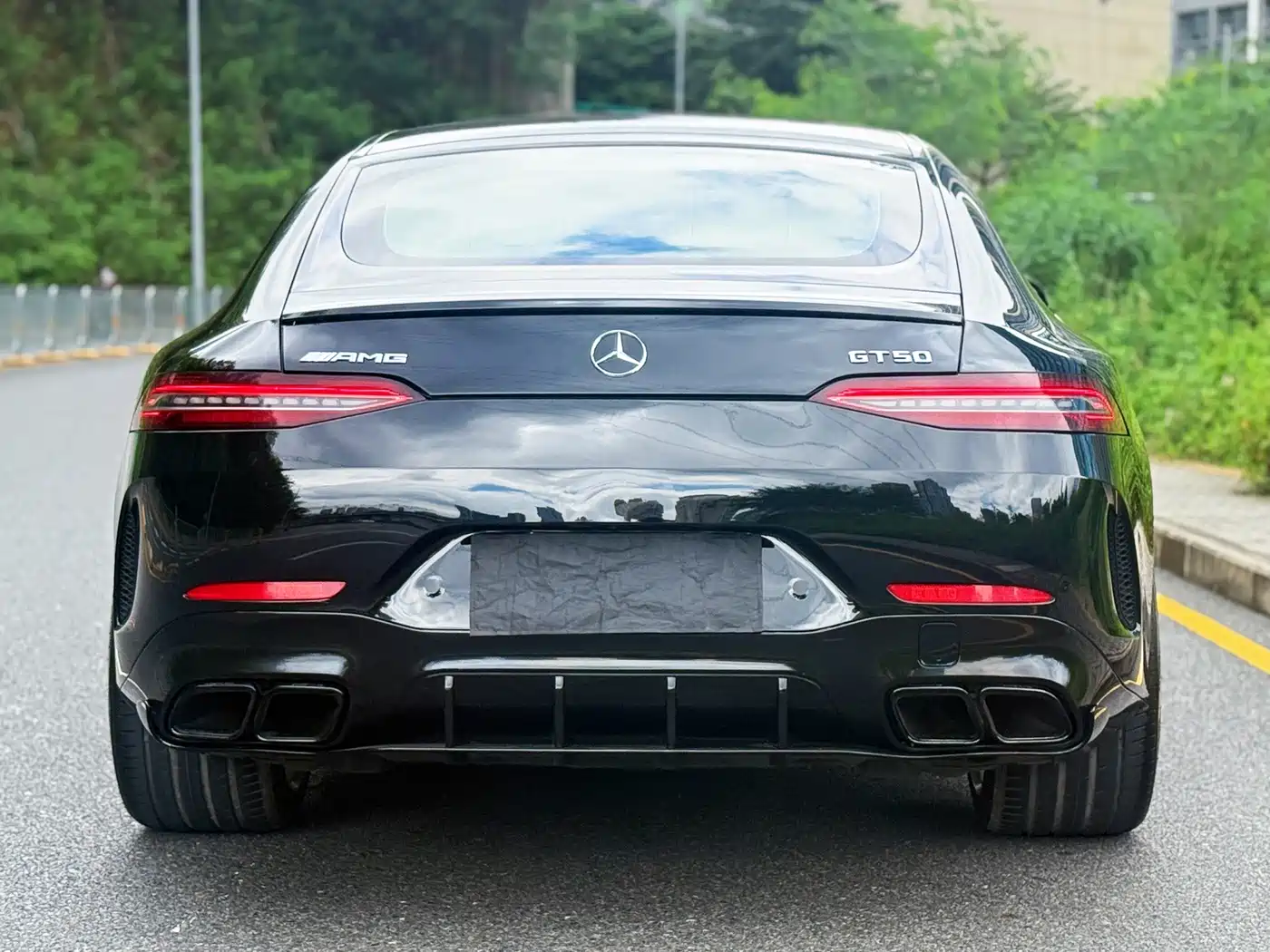 Photo 13 - Mercedes-Benz AMG GT