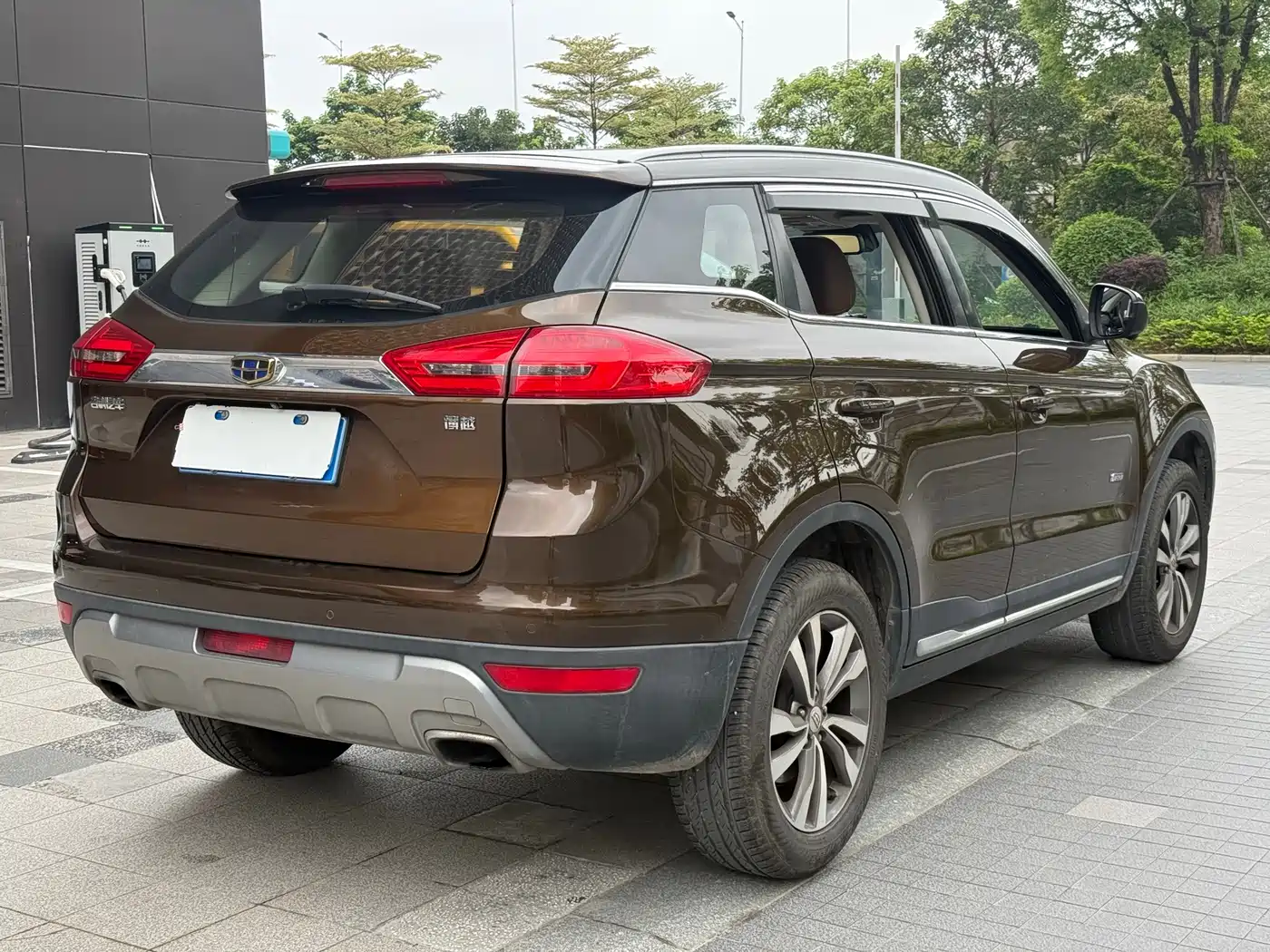 GEELY AUTOMOBILE BOYUE