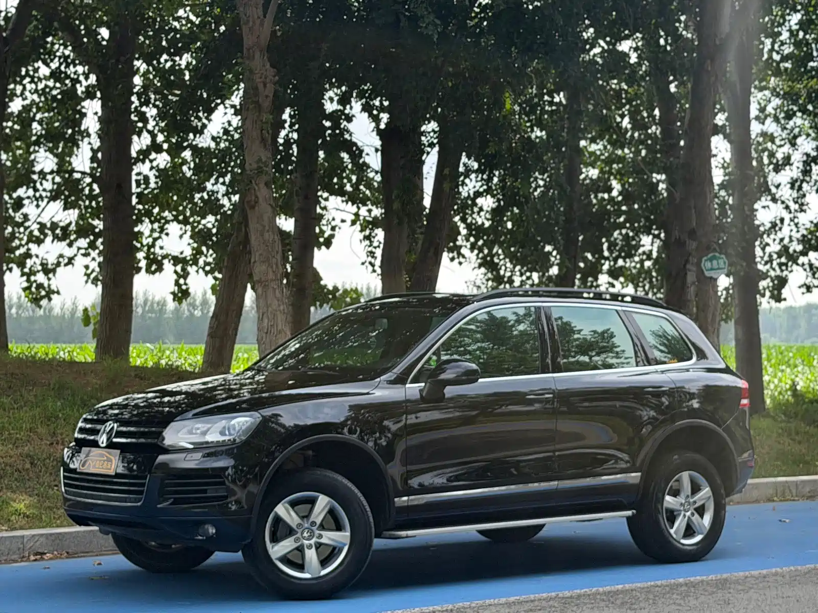 Фото 1 - Volkswagen Touareg