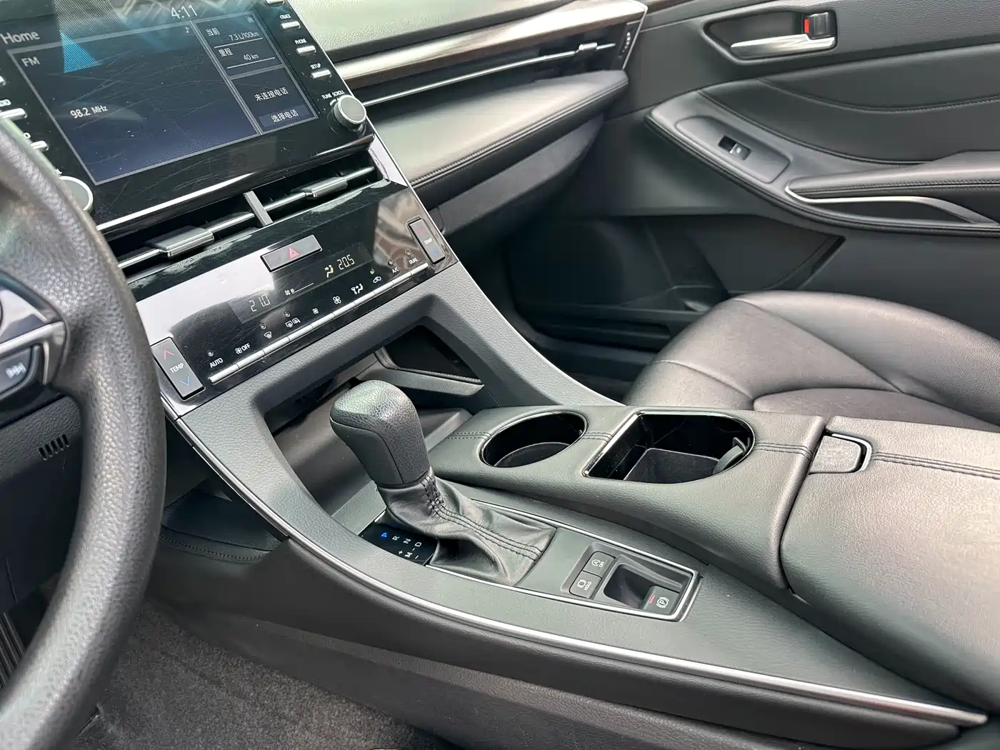 Toyota Avalon 2022 2.0L Progressive Edition фото 13