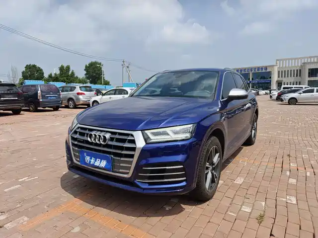Audi Q5L 2019