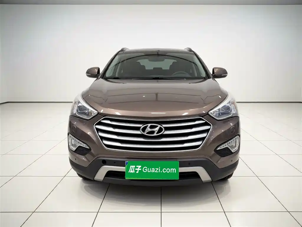 Hyundai Grand Santa Fe 2013 3.0L 7-Seat AWD Brown Interior Flagship фото 24