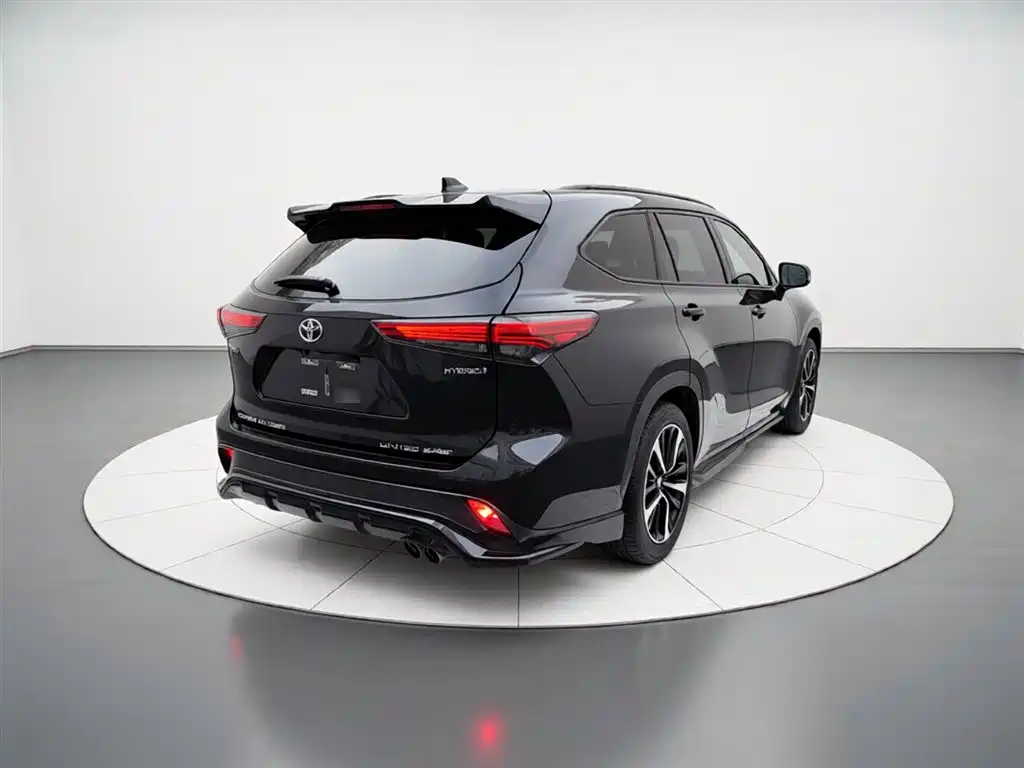 Toyota Crown Kluger 2021 2.5L HEV AWD Flagship Edition фото 5