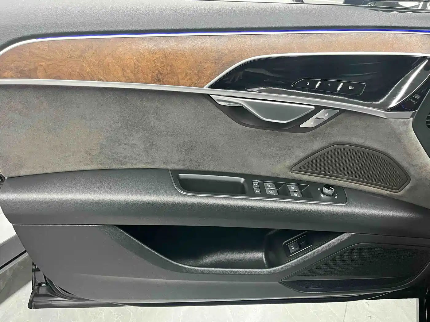 Audi A8 2019 Facelift Plus A8L 50 TFSI quattro Comfort фото 21