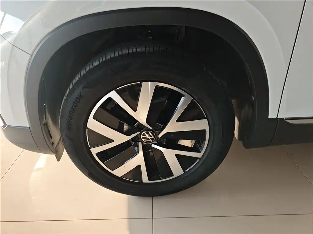 Volkswagen Tayron 2023 300TSI 2WD Luxury Plus Advanced Edition фото 25