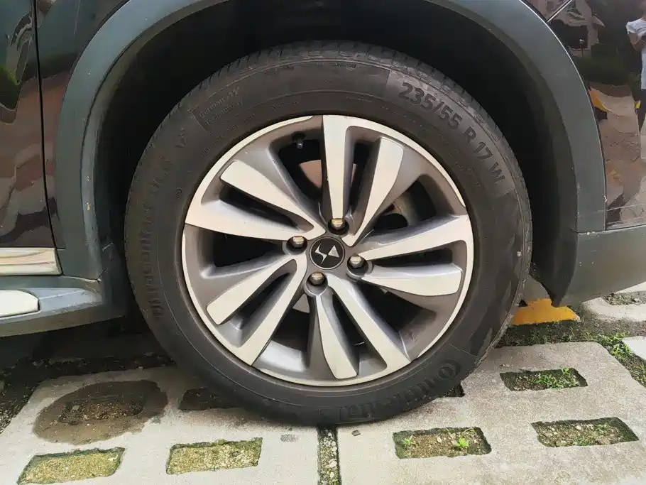 DS 6 2016 2016 1.6T Luxury THP160