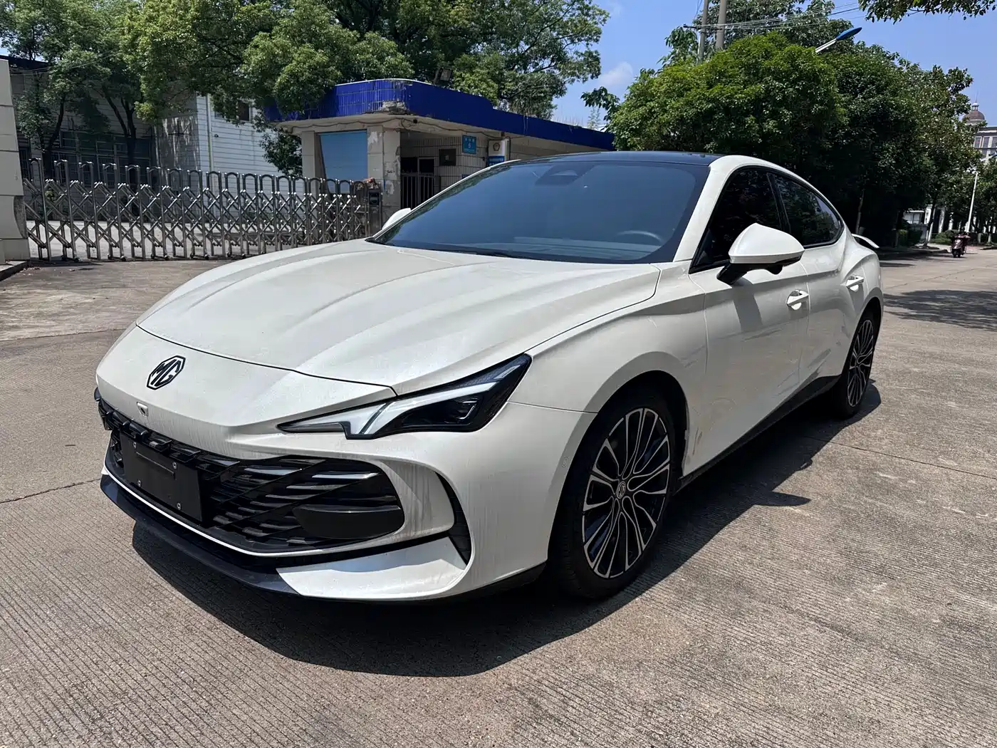 MG 7 2025 1.5T 300 DCT Luxury Edition