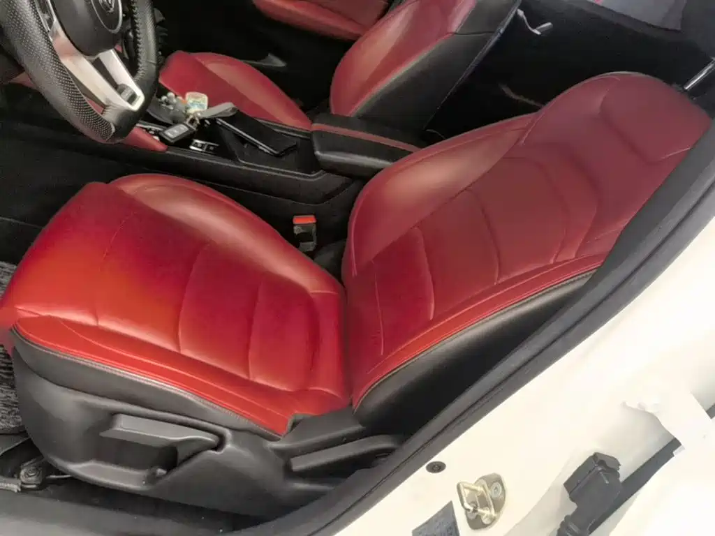 Dongfeng Fengguang Fengon 500 2023 2022 1.5T CVT Comfort Edition